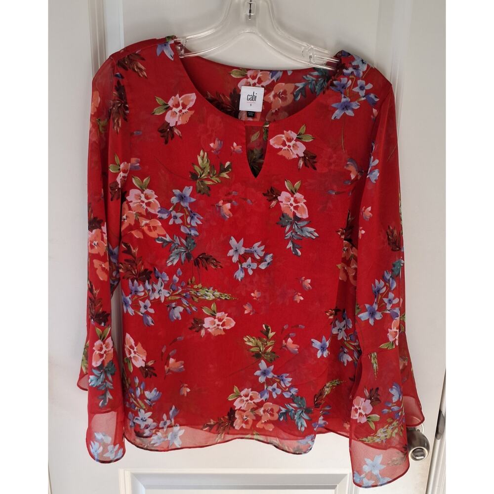 Cabi Floral Blouse Women’s Small Red Sheer Chiffon Bell Sleeve Keyhole Lightweig